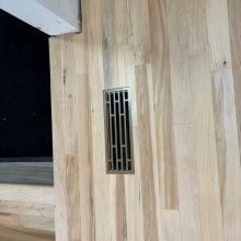 Top Step Vents - Straight Vintage Gold in birch